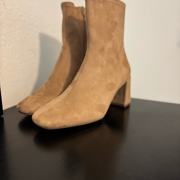 A New day - Boots - Picture 1 of 1